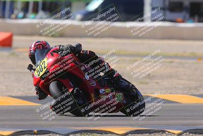 media/Oct-08-2023-CVMA (Sun) [[dbfe88ae3c]]/Race 5 Amateur Supersport Open/